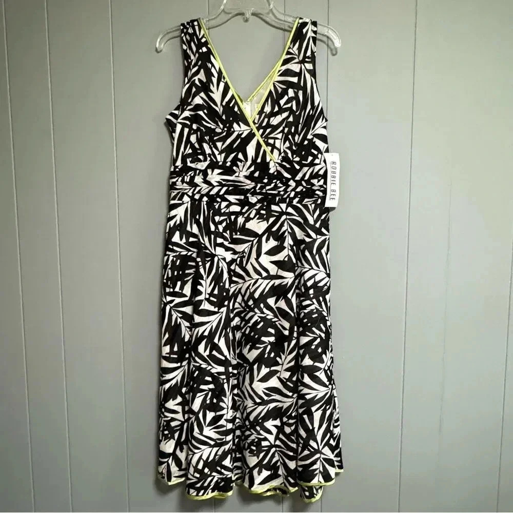 NWT ROBBIE BEE Sleeveless Vneck Dress Black & White Leaf Print Lime Trim Size 10